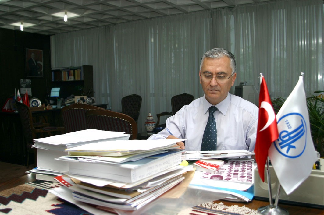 Prof.Dr. Şükrü Haluk AKALIN Hakkında